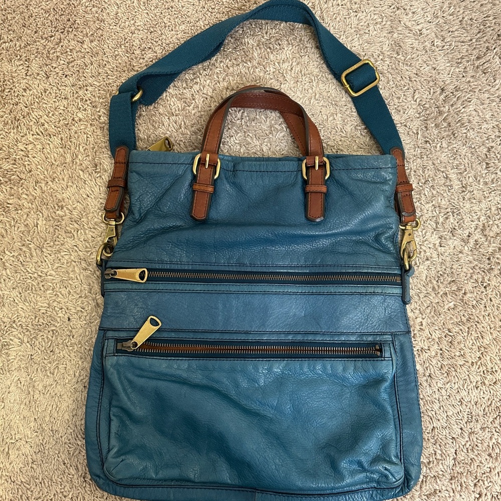 Fossil Explorer large fold-over leather tote turquoise /heritage blue color